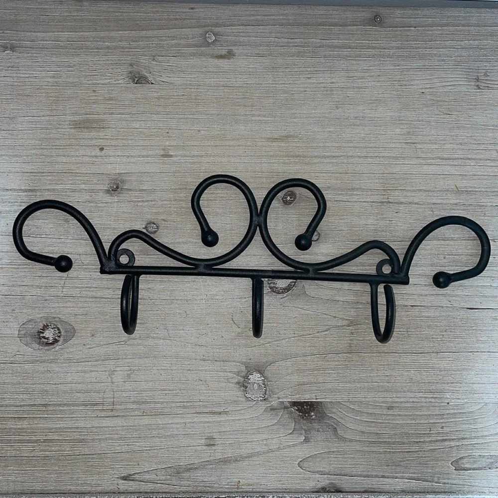 Decorative Scroll Wrought Iron Walk Hooks